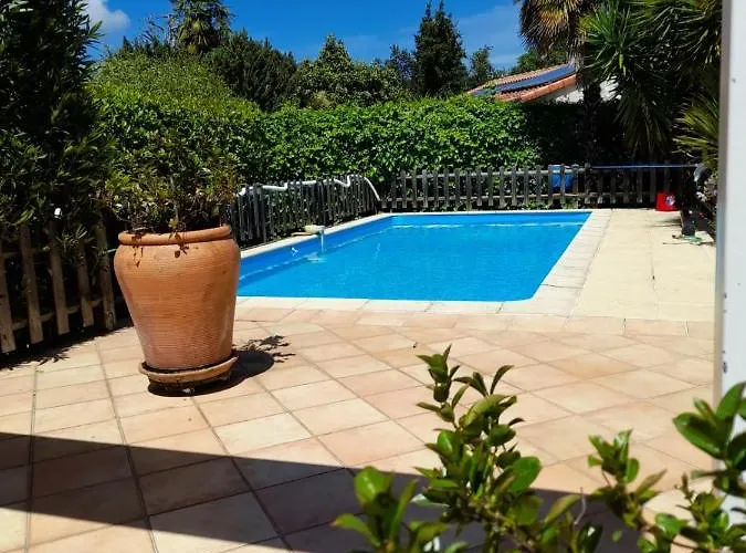Lejlighed Avec Piscine . *